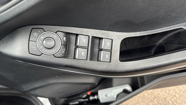 Ford Puma 1.0 EcoBoost Hybrid mHEV Titanium 5dr Petrol Hatchback